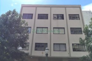 Sala com 55m², no bairro Centro em Caxias do Sul para Alugar ou Comprar