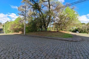 Terreno com 1080m², no bairro Vila Horn em Caxias do Sul para Comprar