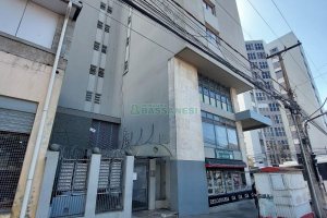 Apartamento com 30m², 1 dormitório, no bairro Centro em Caxias do Sul para Alugar