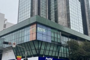 Sala com 60m², 1 vaga, no bairro São Pelegrino em Caxias do Sul para Alugar