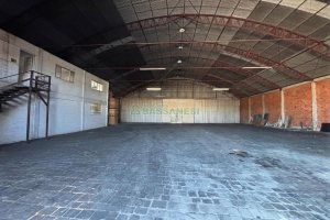 Pavilhão com 1400m², no bairro São José em Caxias do Sul para Alugar