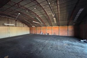 Pavilhão com 1400m², no bairro São José em Caxias do Sul para Alugar