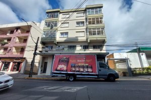Apto Mobiliado com 121m², 3 dormitórios, 1 vaga, no bairro São Pelegrino em Caxias do Sul para Alugar