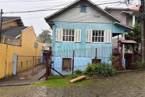 Casa com 52m², 2 dormitórios, no bairro Rio Branco em Caxias do Sul para Alugar