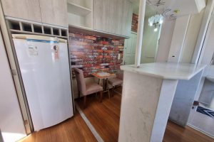 Kitinete Mobiliado com 24m², 1 dormitório, no bairro Centro em Caxias do Sul para Alugar