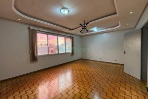 Apartamento com 110m², 3 dormitórios, no bairro Centro em Caxias do Sul para Alugar