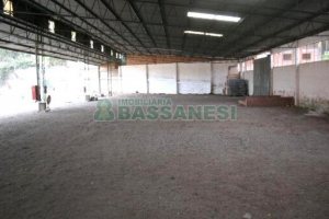 Pavilhão com 6125m², no bairro Cristo Redentor em Caxias do Sul para Alugar