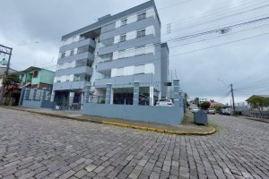Apto Mobiliado com 62m², 2 dormitórios, 1 vaga, no bairro Presidente Vargas em Caxias do Sul para Alugar