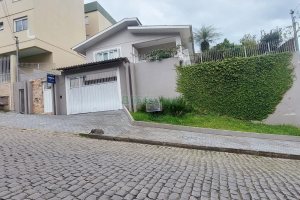 Casa com 200m², 3 dormitórios, 3 vagas, no bairro Jardim Eldorado em Caxias do Sul para Alugar