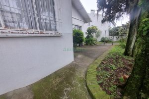 Casa Comercial com 380m², 2 vagas, no bairro Bela Vista em Caxias do Sul para Alugar