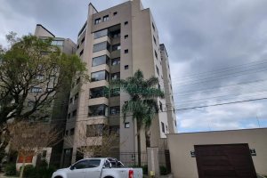 Apartamento com 150m², 3 dormitórios, 2 vagas, no bairro Lourdes em Caxias do Sul para Comprar