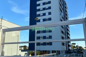 Apartamento com 55m², 2 dormitórios, 1 vaga, no bairro De Lazzer em Caxias do Sul para Alugar