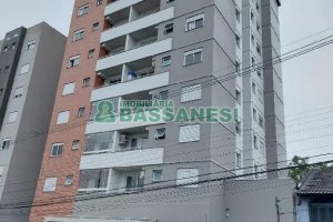 Apartamento com 60m², 2 dormitórios, 1 vaga, no bairro Vila Cristina em Caxias do Sul para Alugar