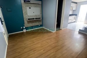 Sobrado com 61m², 2 dormitórios, no bairro Cidade Nova em Caxias do Sul para Alugar