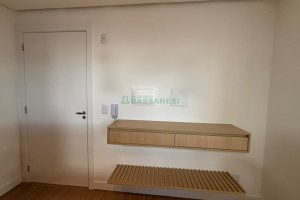 Apto Mobiliado com 42m², 1 dormitório, 1 vaga, no bairro São Pelegrino em Caxias do Sul para Alugar