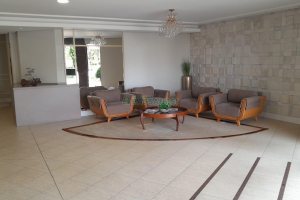 Apto Mobiliado com 99m², 2 dormitórios, 2 vagas, no bairro Pio X em Caxias do Sul para Alugar