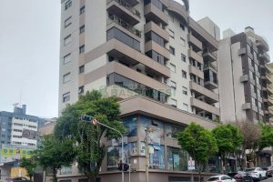 Apto Mobiliado com 46m², 1 dormitório, 1 vaga, no bairro Centro em Caxias do Sul para Alugar