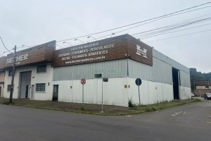 Pavilhão com 750m², no bairro São José em Caxias do Sul para Alugar