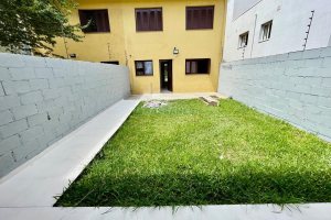 Sobrado com 121m², 3 dormitórios, 2 vagas, no bairro Ana Rech em Caxias do Sul para Alugar
