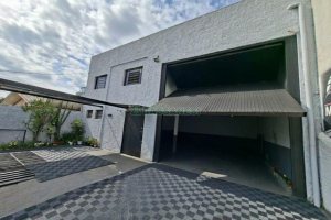 Pavilhão com 216m², no bairro Salgado Filho em Caxias do Sul para Alugar