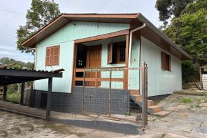 Casa com 58m², 3 dormitórios, no bairro Brandalise em Caxias do Sul para Alugar