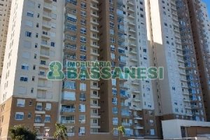 Apartamento com 111m², 3 dormitórios, 2 vagas, no bairro Cristo Redentor em Caxias do Sul para Alugar