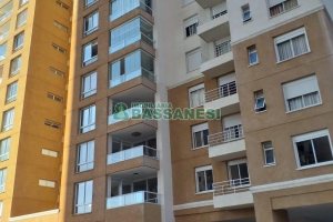Apartamento com 111m², 3 dormitórios, 2 vagas, no bairro Cristo Redentor em Caxias do Sul para Alugar