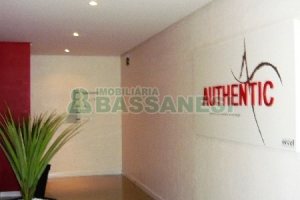 Sala com 92m², no bairro Panazzolo em Caxias do Sul para Alugar