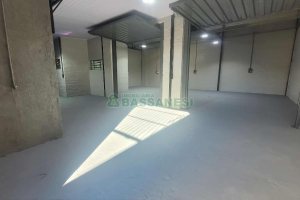 Pavilhão com 180m², 1 vaga, no bairro São José em Caxias do Sul para Alugar