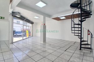 Loja com 156m², no bairro Lourdes em Caxias do Sul para Alugar