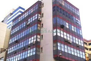 Sala com 80m², no bairro Centro em Caxias do Sul para Alugar ou Comprar