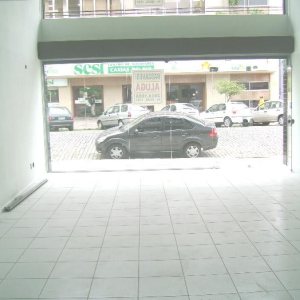 Loja com 90m², no bairro São Pelegrino em Caxias do Sul para Alugar
