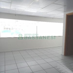 Loja com 99m², no bairro São Pelegrino em Caxias do Sul para Alugar
