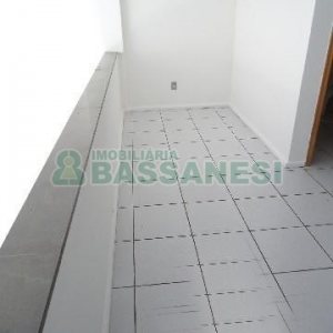 Loja com 99m², no bairro São Pelegrino em Caxias do Sul para Alugar