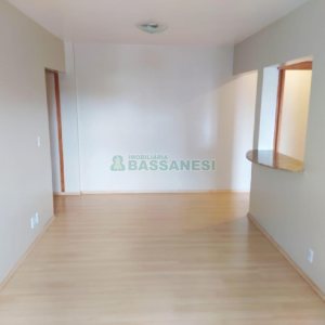 Apartamento com 72m², 2 dormitórios, 1 vaga, no bairro Lourdes em Caxias do Sul para Alugar