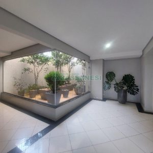 Apto Mobiliado com 58m², 3 dormitórios, 2 vagas, no bairro Lourdes em Caxias do Sul para Alugar