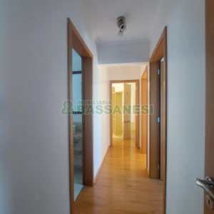 Apto Mobiliado com 58m², 3 dormitórios, 2 vagas, no bairro Lourdes em Caxias do Sul para Alugar