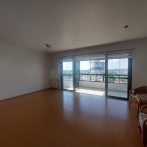 Apto Mobiliado com 58m², 3 dormitórios, 2 vagas, no bairro Lourdes em Caxias do Sul para Alugar