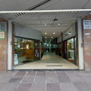 Loja com 30m², no bairro Centro em Caxias do Sul para Alugar