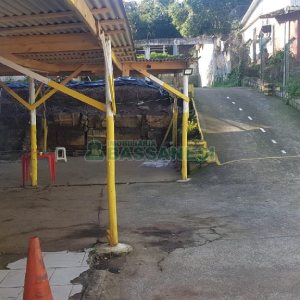 Terreno com 484m², no bairro Centro em Caxias do Sul para Alugar ou Comprar