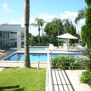 Apartamento com 130m², 3 dormitórios, 2 vagas, no bairro Lourdes em Caxias do Sul para Alugar