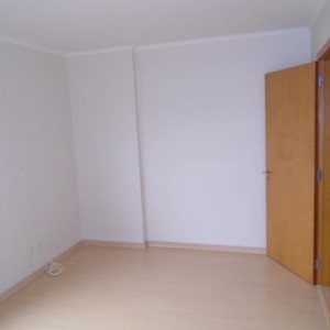 Apartamento com 130m², 3 dormitórios, 2 vagas, no bairro Lourdes em Caxias do Sul para Alugar