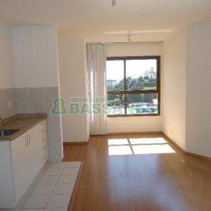 Apartamento com 50m², 1 dormitório, 1 vaga, no bairro Lourdes em Caxias do Sul para Comprar