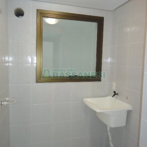 Apartamento com 50m², 1 dormitório, 1 vaga, no bairro Lourdes em Caxias do Sul para Comprar