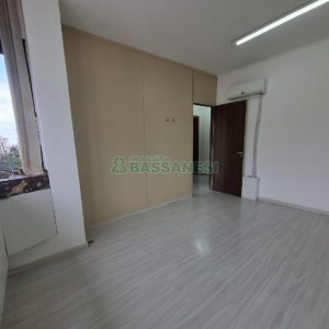 Sala com 60m², 1 vaga, no bairro Centro em Caxias do Sul para Alugar