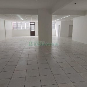 Loja com 230m², no bairro Centro em Caxias do Sul para Alugar