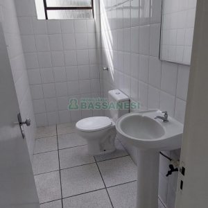 Loja com 230m², no bairro Centro em Caxias do Sul para Alugar