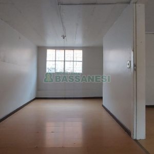 Casa com 50m², 1 dormitório, no bairro Sagrada Família em Caxias do Sul para Alugar