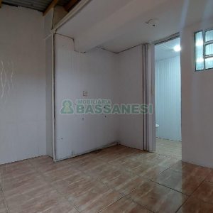 Casa com 50m², 1 dormitório, no bairro Sagrada Família em Caxias do Sul para Alugar