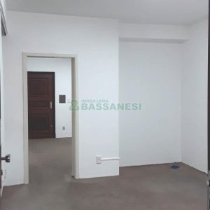 Sala com 41m², no bairro Centro em Caxias do Sul para Alugar